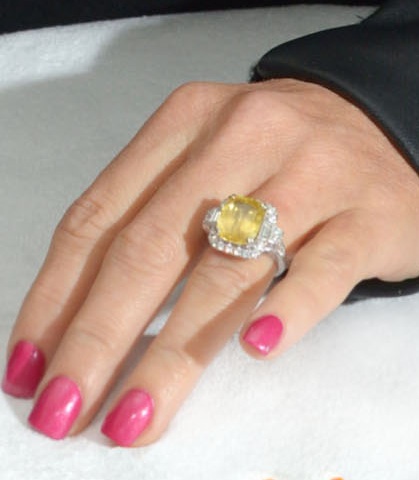 Jenny mccarthy hotsell wedding ring