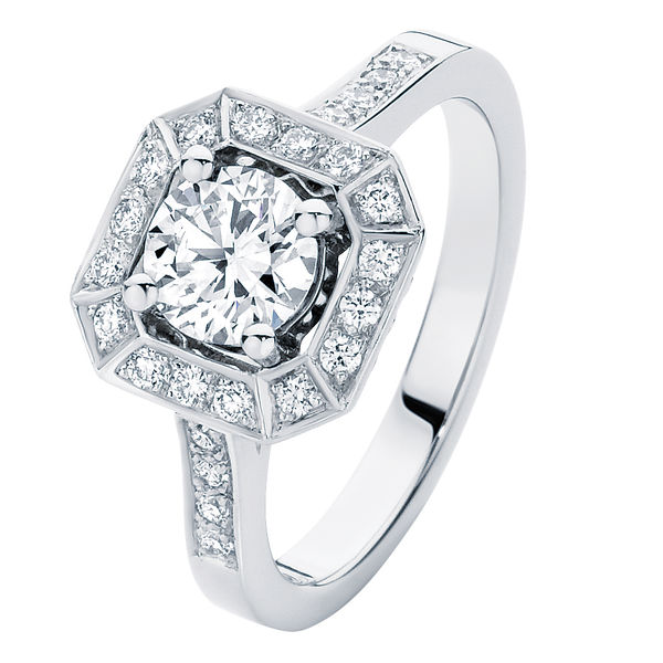 Tesoro White Gold Engagement Ring