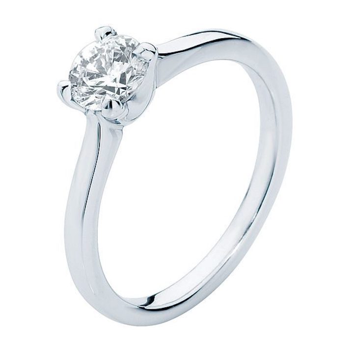 Simple engagement ring in white gold