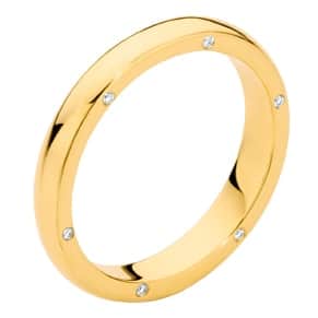The Gypsy Secret ladies yellow gold wedding ring featuring twelve 1pt round brilliant diamonds set discreetly into the sides of the band.