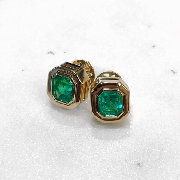 Matching Emerald Cut Colombian Emeralds Bezel Set in Yellow Gold Stud Earrings
