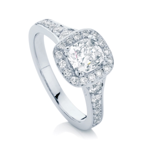 Cushion Halo Engagement Ring Platinum | Blanco