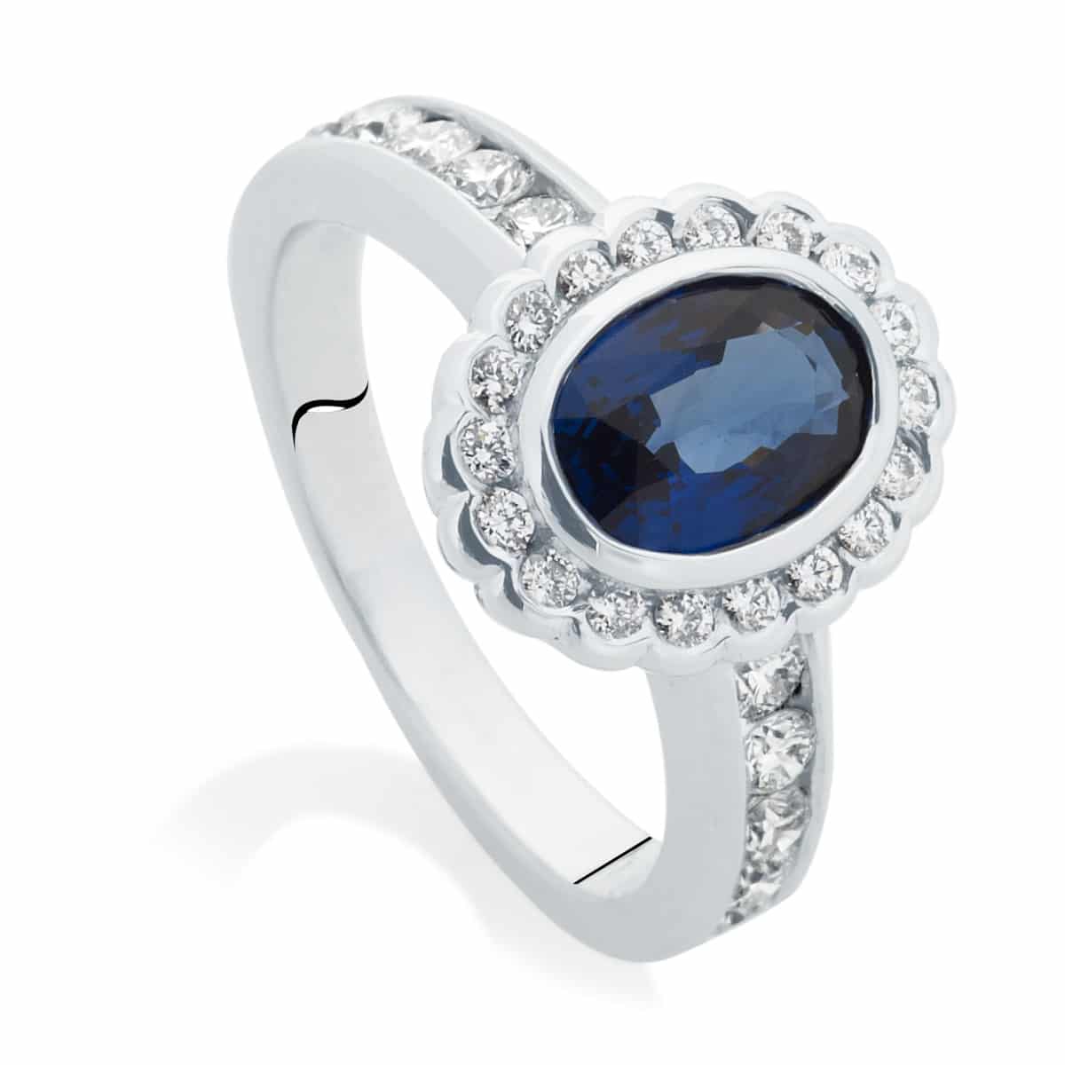 Oval Halo Engagement Ring Platinum | Royale