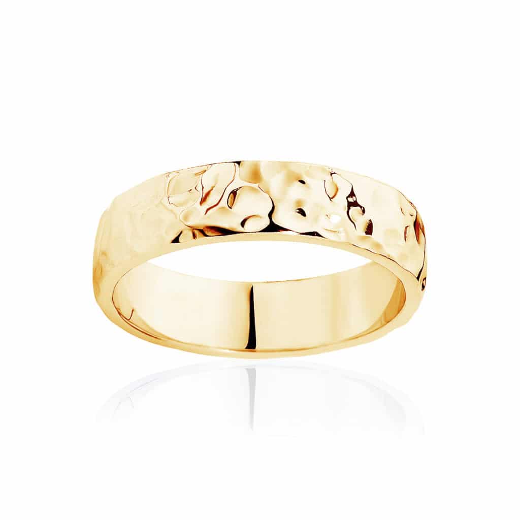 Mens Yellow Gold Wedding Ring Hammertone finish 
Popular wedding ring trends