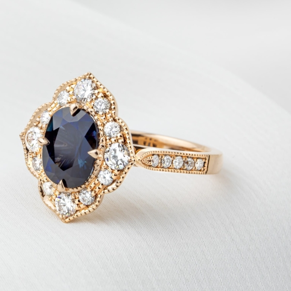 Sapphire ring with vintage style elements