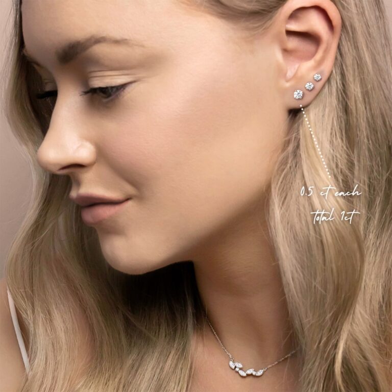 Blue flower leather earrings – MB & Co