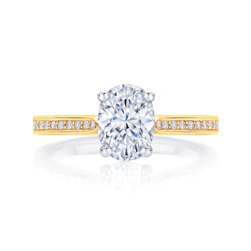 Oval Diamond with Side Stones Ring in Yellow Gold | Accented Ballerina (Oval)