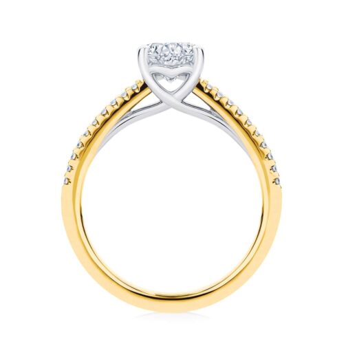 Pear Diamond with Side Stones Ring in Yellow Gold | Aurelia (Pear)