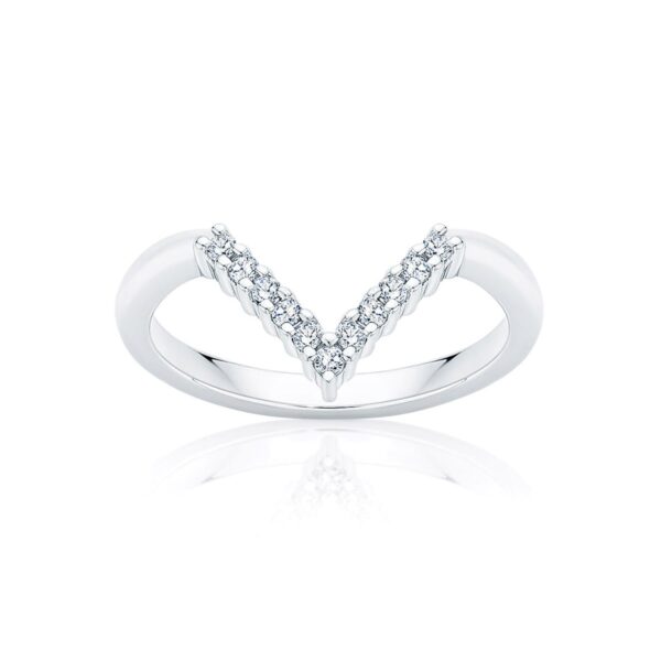 Womens Contoured Vintage Diamond Wedding Ring in White Gold | Empire