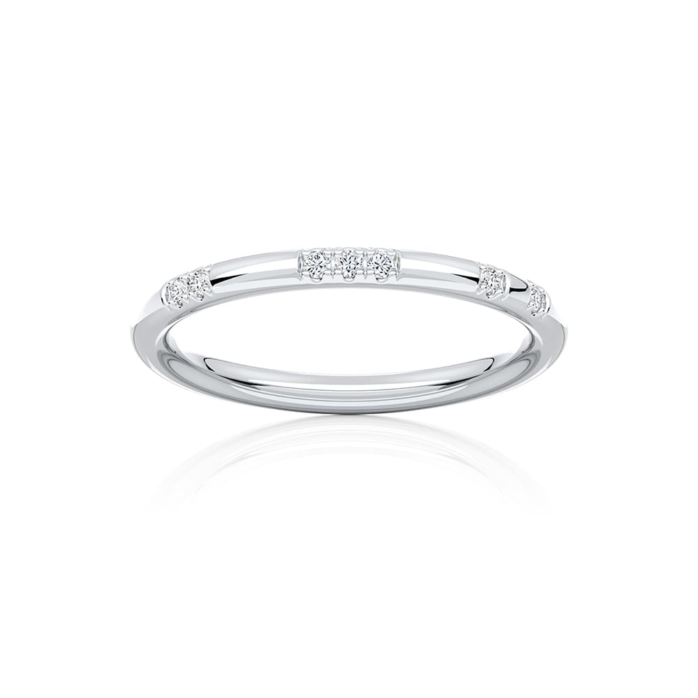 Diamond Classic Wedding Ring in White Gold | Constellation