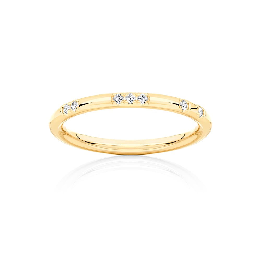 Diamond Classic Wedding Ring in Yellow Gold | Constellation